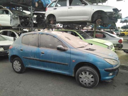 Vehiculo en el desguace: PEUGEOT 206 BERLINA XT