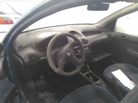 Vehiculo en el desguace: PEUGEOT 206 BERLINA XT