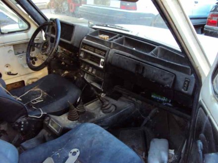 Vehiculo en el desguace: LADA NIVA ( 2121 / 21213 / 21214 / 21215 ) L
