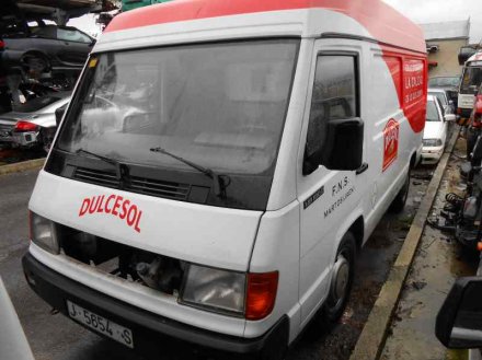 Vehiculo en el desguace: MERCEDES-BENZ MB 180 *