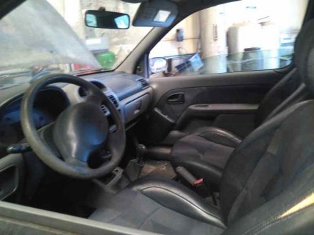 Vehiculo en el desguace: RENAULT CLIO II FASE I (B/CBO) 1.4 RN B/CBOA/F