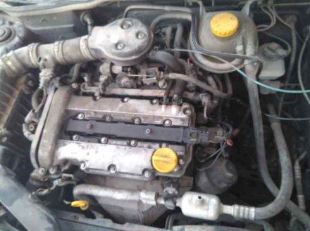 Vehiculo en el desguace: OPEL CORSA B Top (E)