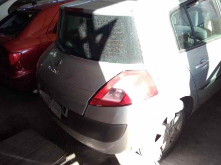 Vehiculo en el desguace: RENAULT MEGANE II BERLINA 5P Confort Authentique