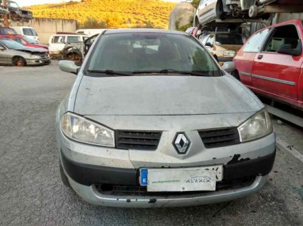 Vehiculo en el desguace: RENAULT MEGANE II BERLINA 5P Confort Authentique