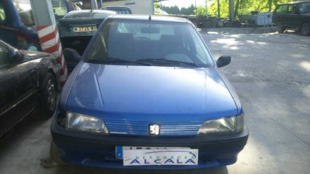 Vehiculo en el desguace: PEUGEOT 106 (S1) Kid