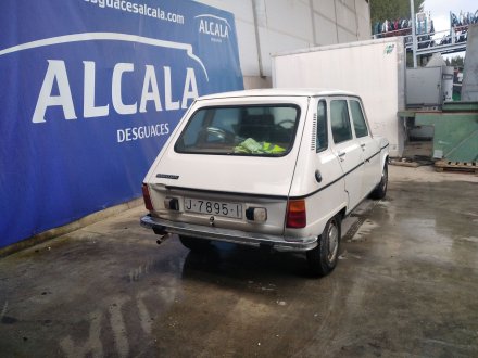 Vehiculo en el desguace: RENAULT R6 R6 1.1 GTL *