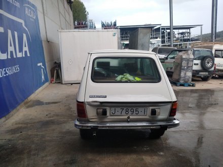 Vehiculo en el desguace: RENAULT R6 R6 1.1 GTL *