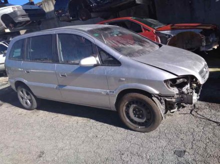 Vehiculo en el desguace: OPEL ZAFIRA A Club