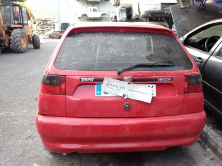 Vehiculo en el desguace: SEAT IBIZA (6K) Básico