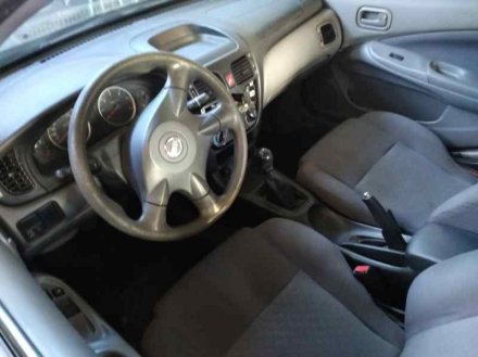 Vehiculo en el desguace: NISSAN ALMERA (N16/E) Acenta