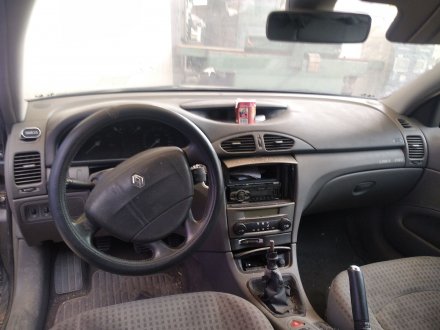 Vehiculo en el desguace: RENAULT LAGUNA II (BG0) 1.9 dCi Diesel