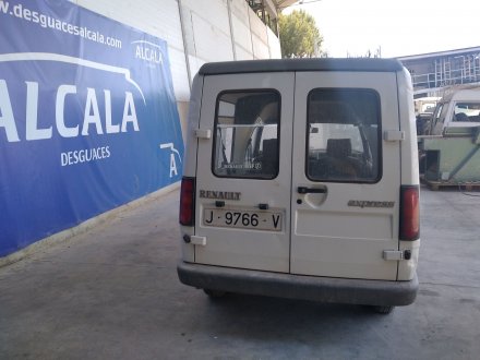 Vehiculo en el desguace: RENAULT RAPID/EXPRESS (F40) 1.9 Diesel