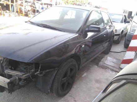 Vehiculo en el desguace: AUDI A3 (8L) 1.6 Ambiente