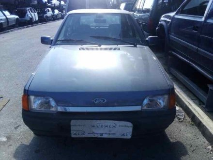 Vehiculo en el desguace: FORD ESCORT BERLINA CL