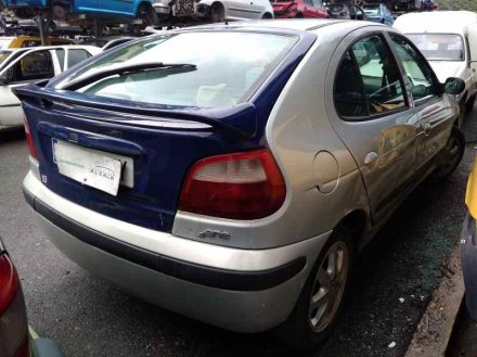 Vehiculo en el desguace: RENAULT MEGANE I FASE 2 CLASSIC (LA..) 1.9 DCi Expression