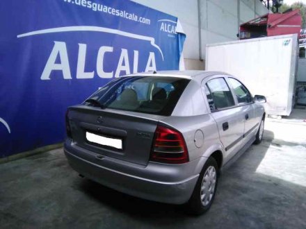 Vehiculo en el desguace: OPEL ASTRA G BERLINA Club