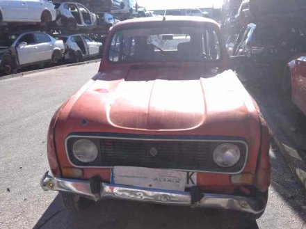 Vehiculo en el desguace: RENAULT 4 BERLINA/FAMILIAR/FURGONETA F6 Furg. (R 2370)