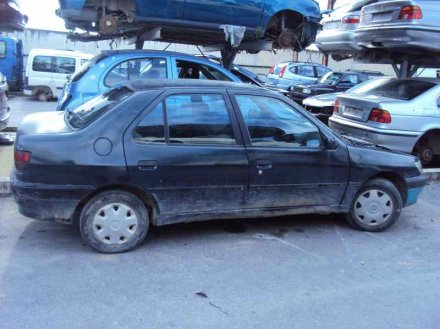 Vehiculo en el desguace: PEUGEOT 306 BERLINA 3/5 PUERTAS (S1) Style D