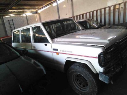 Vehiculo en el desguace: NISSAN PATROL (K/W160) Familiar (W160)