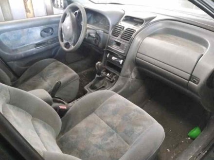 Vehiculo en el desguace: RENAULT LAGUNA (B56) 2.2 dT RXE