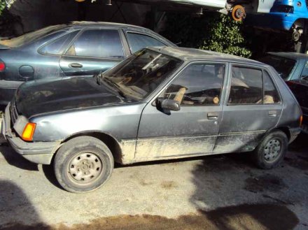 Vehiculo en el desguace: PEUGEOT 205 BERLINA 1.8 D Generation