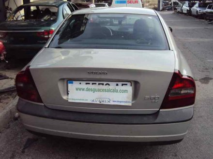 Vehiculo en el desguace: VOLVO S80 BERLINA 2.9