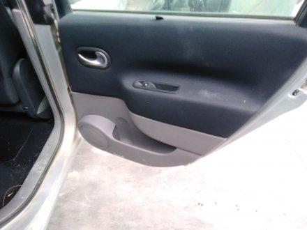 Vehiculo en el desguace: RENAULT SCENIC II 1.5 dCi Diesel