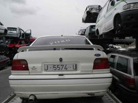 Vehiculo en el desguace: FORD ESCORT BERLINA/TURNIER XR3I Berlina