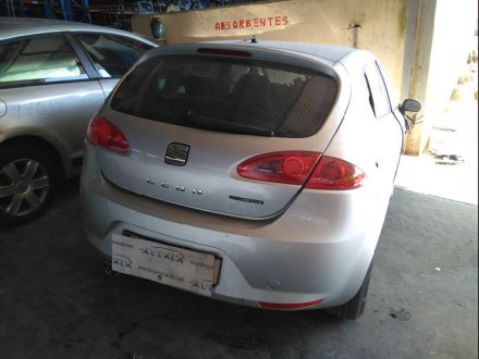 Vehiculo en el desguace: SEAT LEON (1P1) Reference