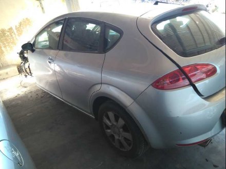 Vehiculo en el desguace: SEAT LEON (1P1) Reference