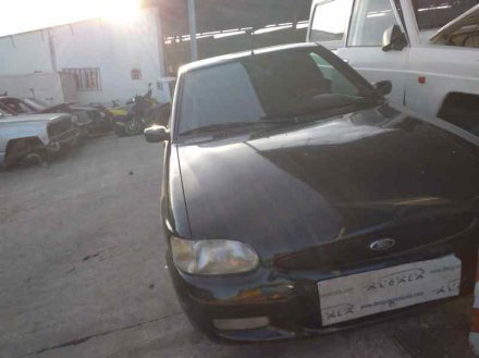 Vehiculo en el desguace: FORD ESCORT BERLINA/TURNIER CL Berlina