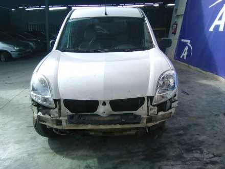 Vehiculo en el desguace: RENAULT KANGOO (F/KC0) Alize