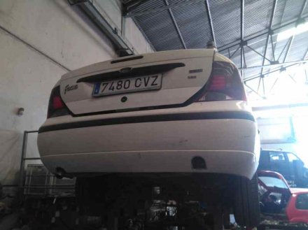 Vehiculo en el desguace: FORD FOCUS BERLINA (CAK) Ambiente