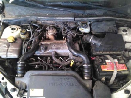 Vehiculo en el desguace: FORD FOCUS BERLINA (CAK) Ambiente