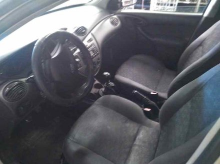 Vehiculo en el desguace: FORD FOCUS BERLINA (CAK) Ambiente