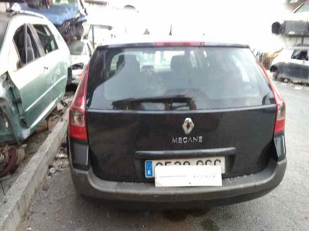 Vehiculo en el desguace: RENAULT MEGANE II FAMILIAR Authentique