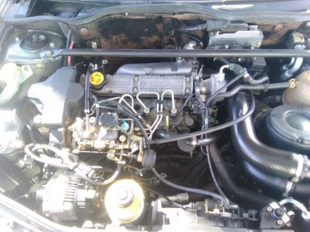 Vehiculo en el desguace: RENAULT MEGANE I CLASSIC (LA0) 1.9 Turbodiesel