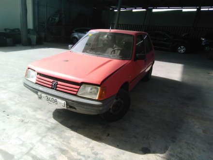 Vehiculo en el desguace: PEUGEOT 205 BERLINA P1F