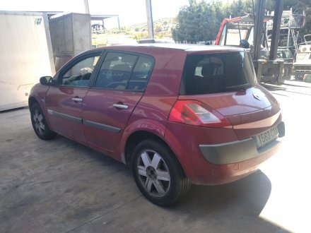 Vehiculo en el desguace: RENAULT MEGANE II BERLINA 5P Authentique