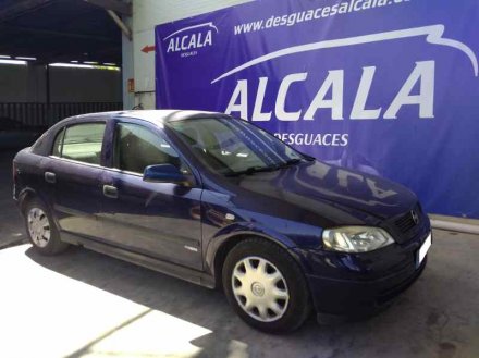 Vehiculo en el desguace: OPEL ASTRA G BERLINA Club