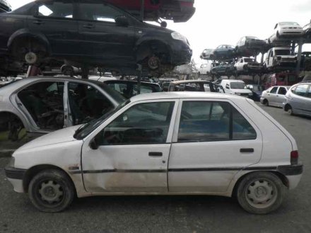 Vehiculo en el desguace: PEUGEOT 106 (S1) Kid