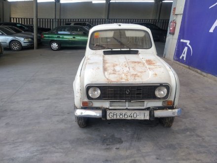 Vehiculo en el desguace: RENAULT 4 BERLINA/FAMILIAR/FURGONETA GTL (R 1128)