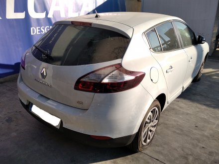 Vehiculo en el desguace: RENAULT MEGANE III BERLINA 5 P Business