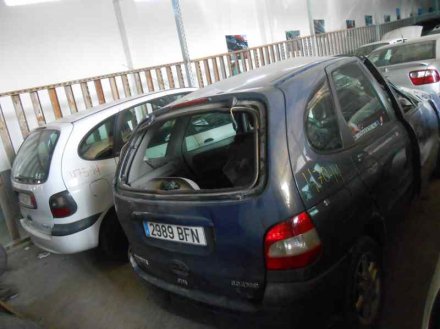 Vehiculo en el desguace: RENAULT SCENIC (JA..) 1.9 DCI Authentique