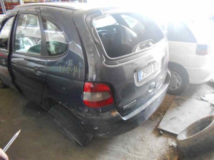 Vehiculo en el desguace: RENAULT SCENIC (JA..) 1.9 DCI Authentique