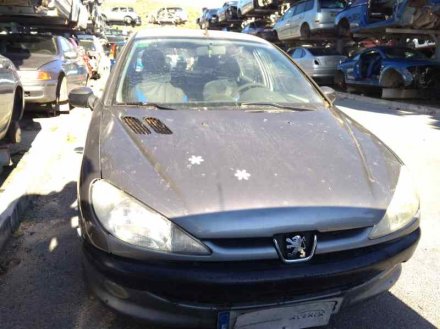 Vehiculo en el desguace: PEUGEOT 206 BERLINA XT