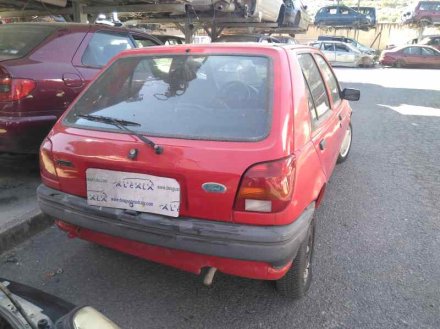 Vehiculo en el desguace: FORD FIESTA BERL./COURIER Surf