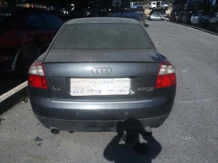 Vehiculo en el desguace: AUDI A4 BERLINA (8E) 2.5 TDI Quattro (132kW)