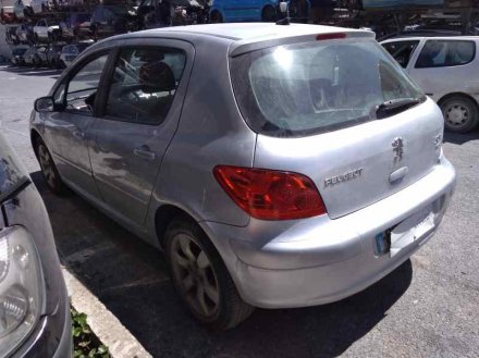 Vehiculo en el desguace: PEUGEOT 307 BERLINA (S2) X-Line