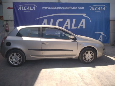 Vehiculo en el desguace: FIAT STILO (192) 1.6 16V Active